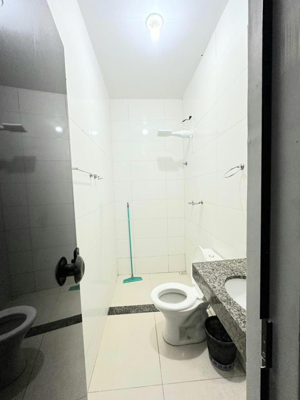 Casa De Hospedes Proximo Ao Aeroporto بالماس المظهر الخارجي الصورة