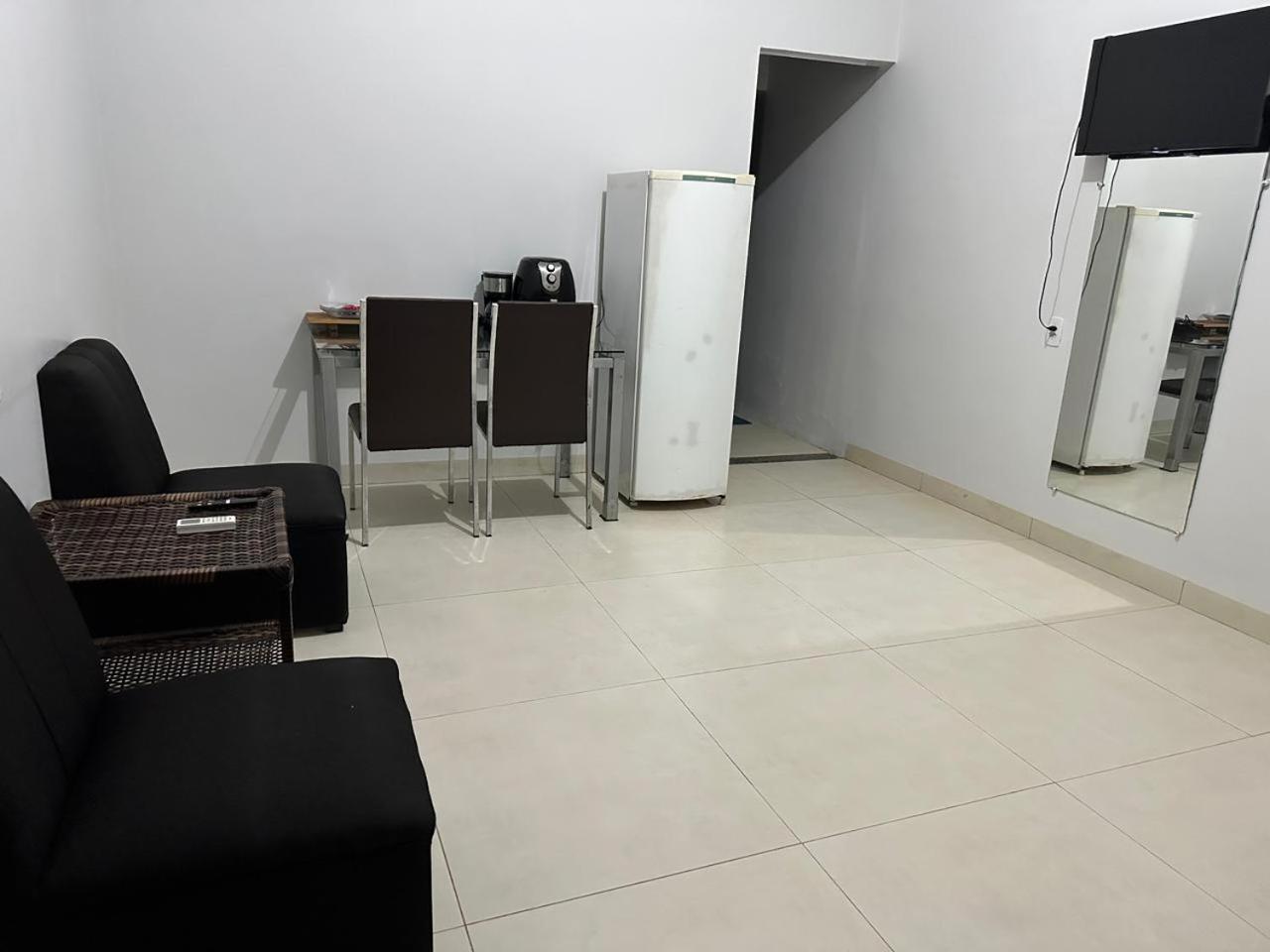 Casa De Hospedes Proximo Ao Aeroporto بالماس المظهر الخارجي الصورة